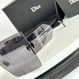 Picture of Dior Sunglasses _SKUfw57302973fw